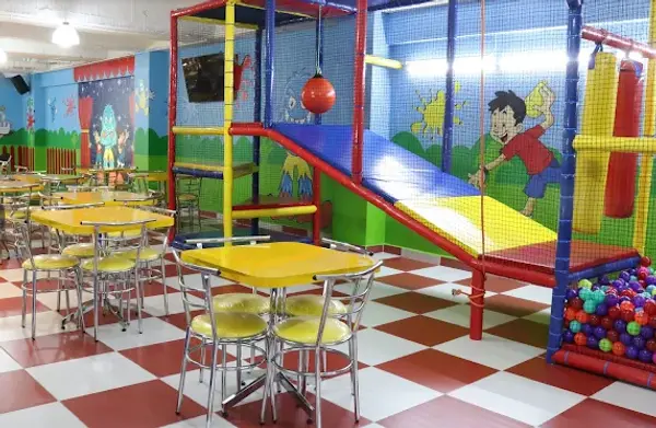 Portada de Salón Space Fun Escandón