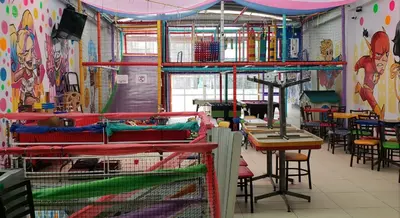 Salón infantil Maumau photo 2