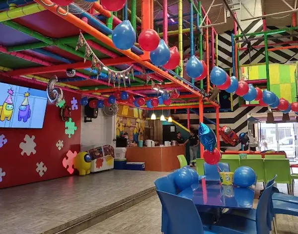 Portada de Salón Playful Ganaderos