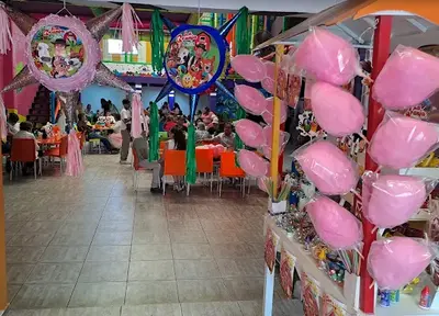 Salón Playful Ganaderos photo 1