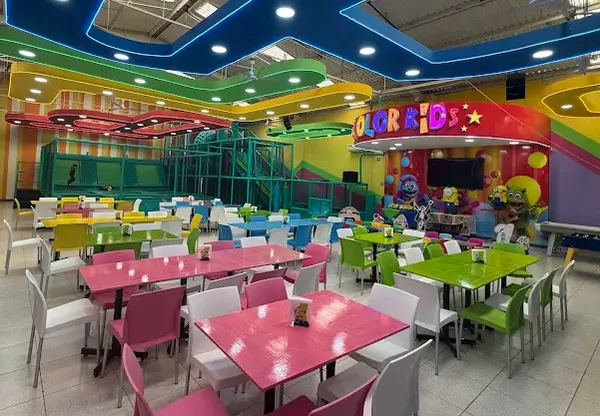 Portada de Salón Color Kids Coapa
