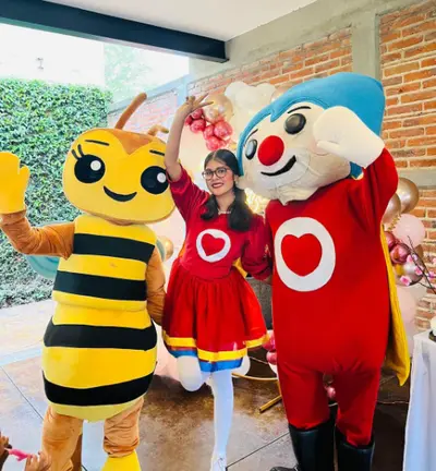 Funny colors shows photo 2