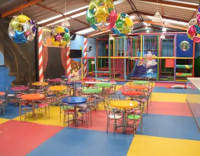 Salon Re Divertido photo 2