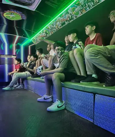 Bus Game Fiesta photo 4