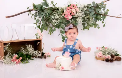 Neon Moon Photo photo 4