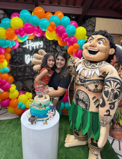 Funny colors shows photo 4