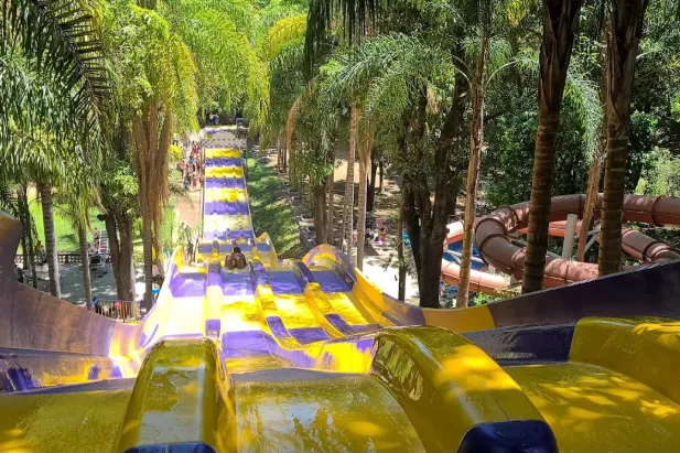 Los Camachos Parque Acuatico thumbnail 3