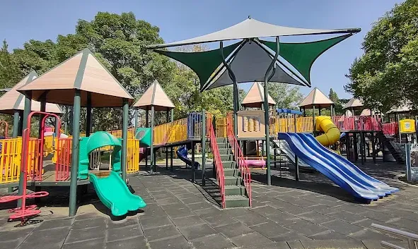 Parque La Tapatia main