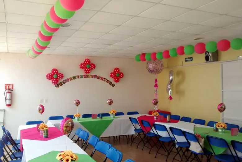 Salón Jardín La Fiesta thumbnail 3