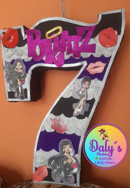 Daly’s Piñatas thumbnail 2