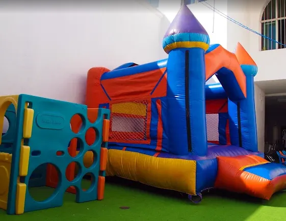 Salón La Casa de los Niños thumbnail 2