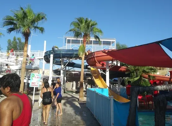 Parque acuático El Charco thumbnail 5
