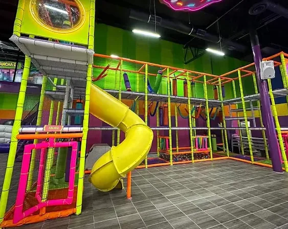 Salon Travesuras Santa Catarina thumbnail 3