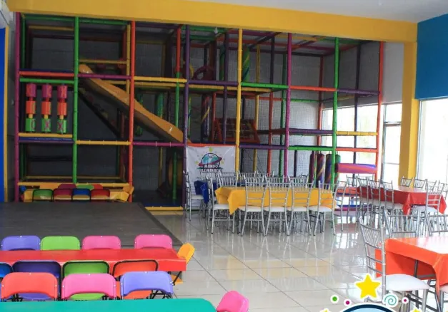 Salón de Fiestas Mundo Iluminado main