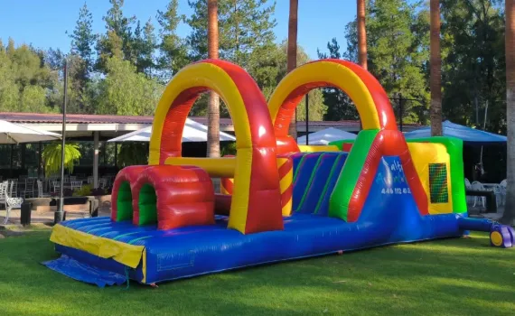 Salta Aventuras renta de inflables Querétaro thumbnail 5