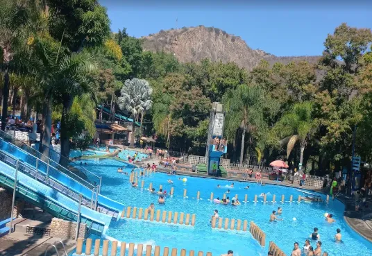 Los Camachos Parque Acuatico thumbnail 1