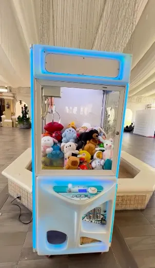 JAXS Renta de Maquinas con Garra thumbnail 1