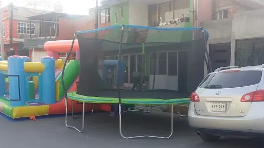 Renta de Inflables R&M thumbnail 4