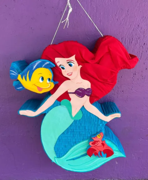 El Castillo de las Piñatas thumbnail 5